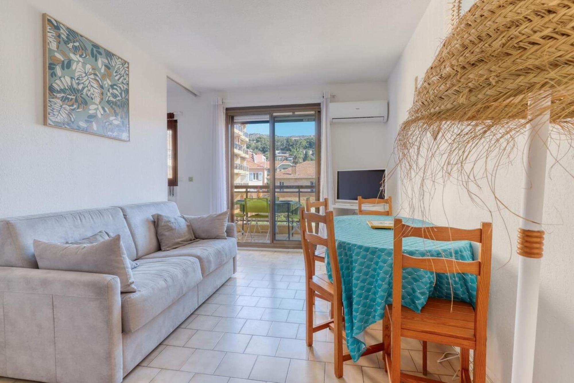 Lavandou - T2 In The City Center - 200 M From The Sea Le Lavandou Exteriör bild